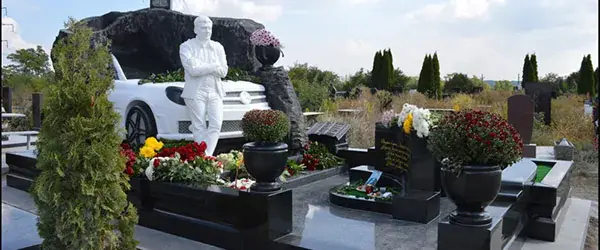 Как выбрать памятник
