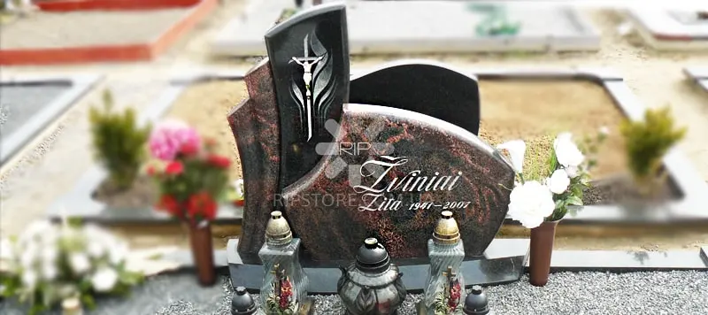 56. Комбинированный памятник из мрамора