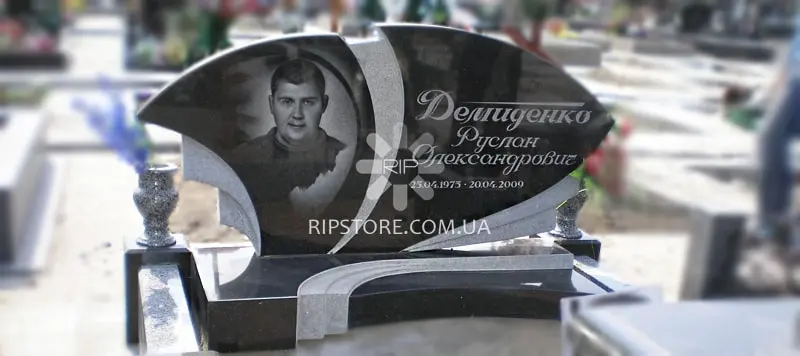 55. Резной памятник из гранита букинское габбро